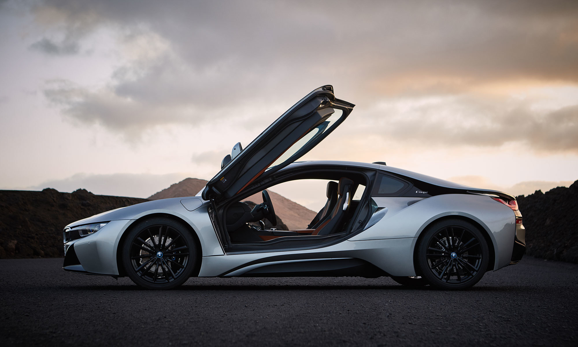 bmw i8 power wheel charger