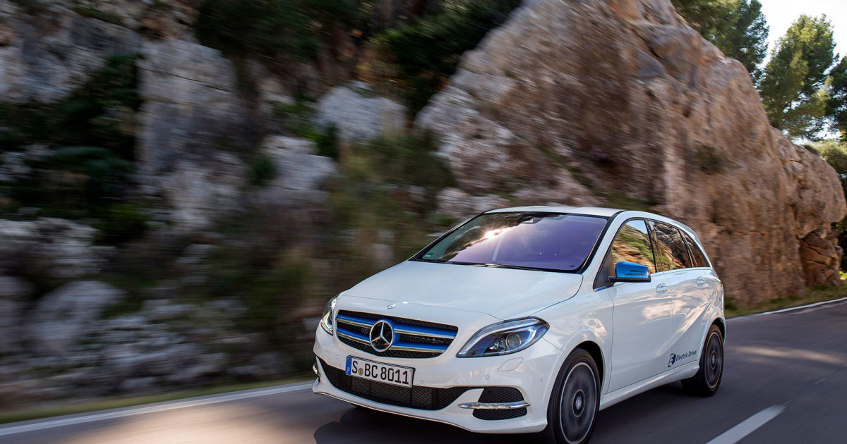 Mercedes B250e Electric (2015) Charging Mercedes Benz B 250e charging guide